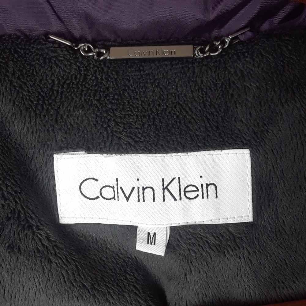 Calvin Klein Puffer Jacket - Picture 2 of 4